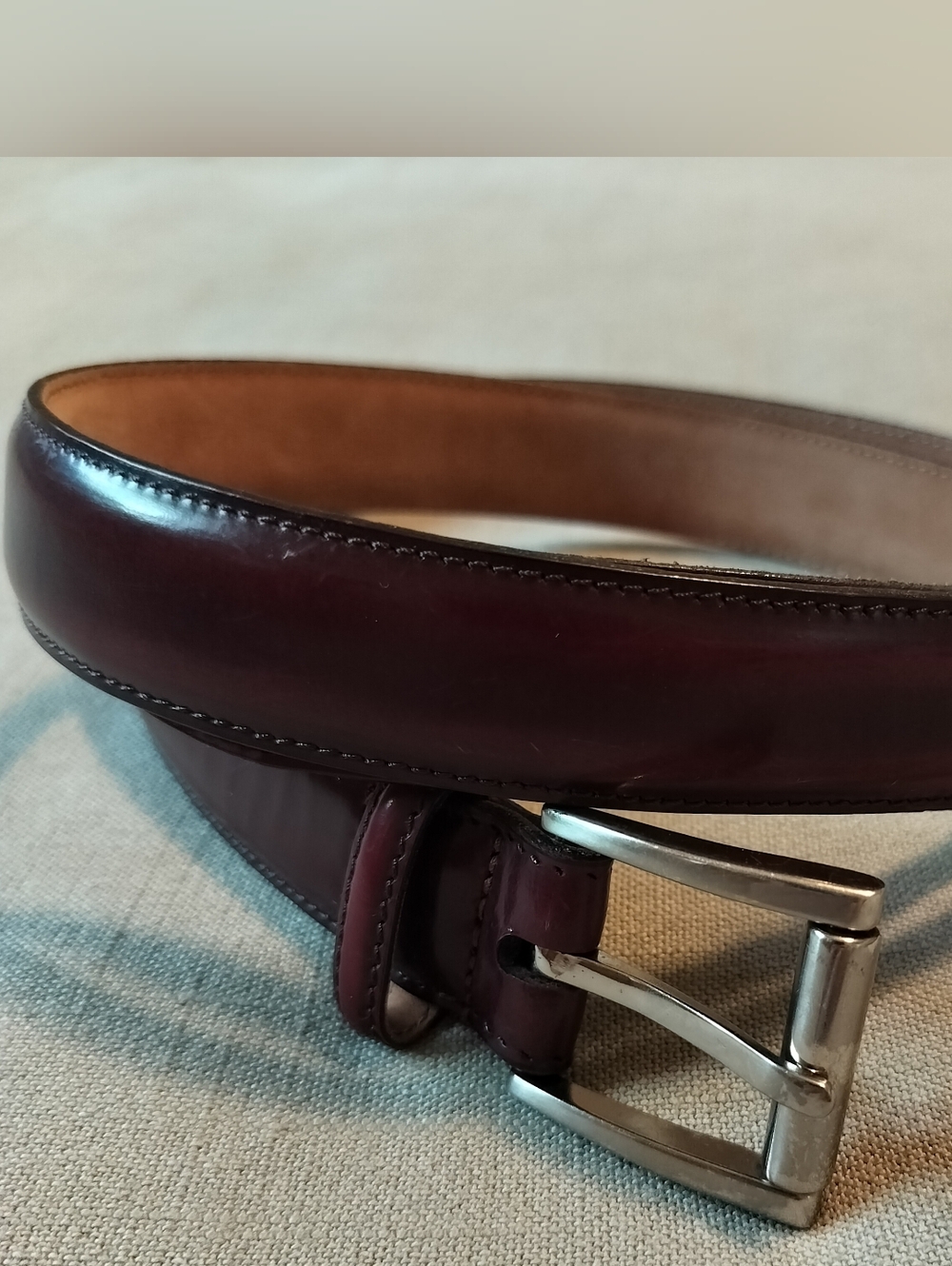 Jhane Barnes Burgundy Genuine Leather Dress Belt with Silver Buckle 36